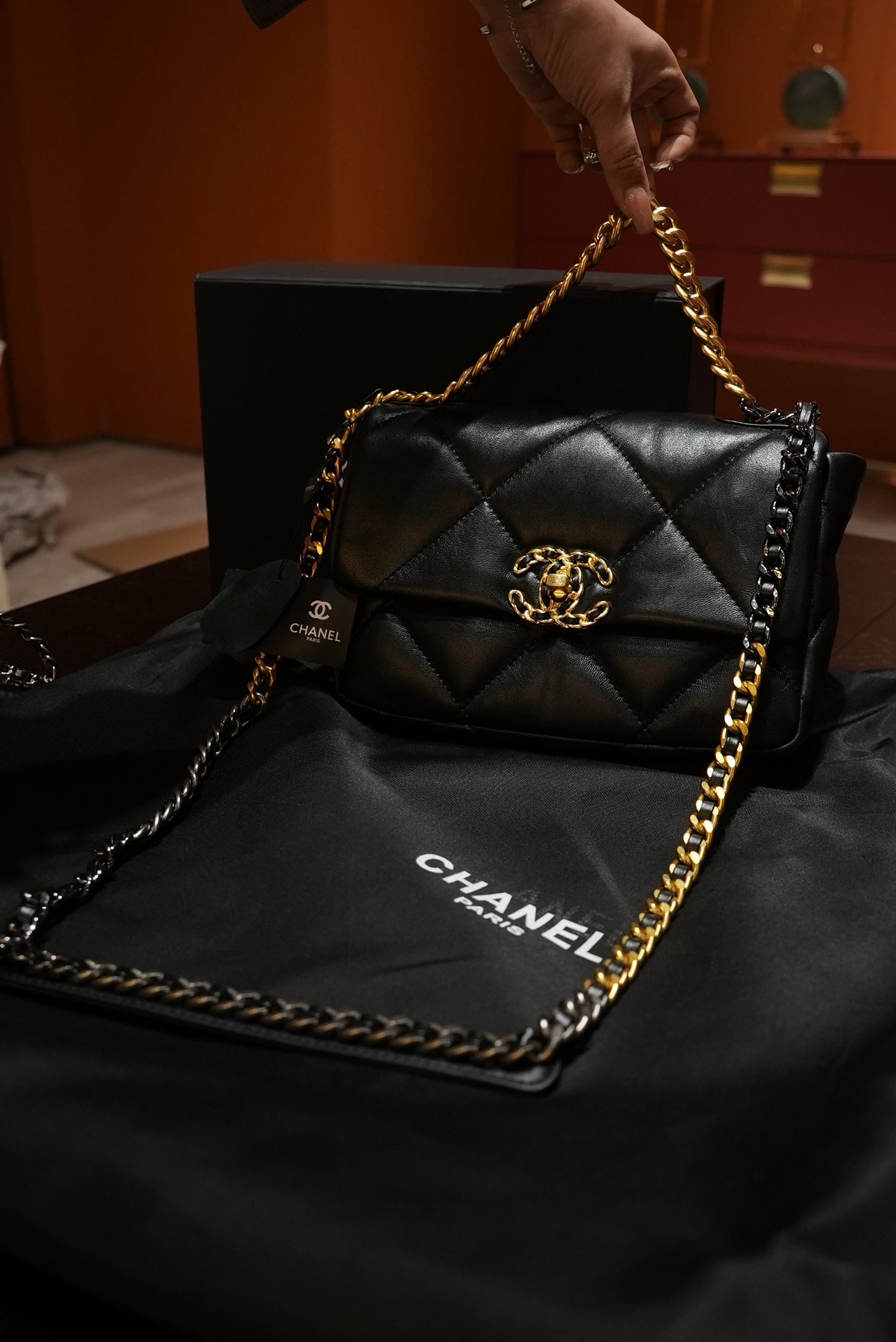 CHANEL E-2